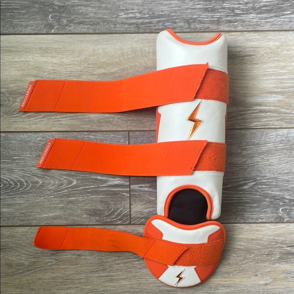 Bruce Bolt baseball leg guard